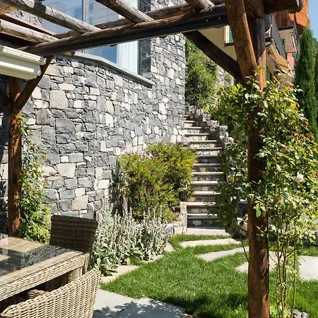 Villa Ca' De Sass Near Argegno *