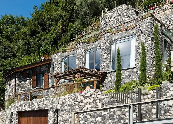 Ca' De Sass Near Argegno Вилла