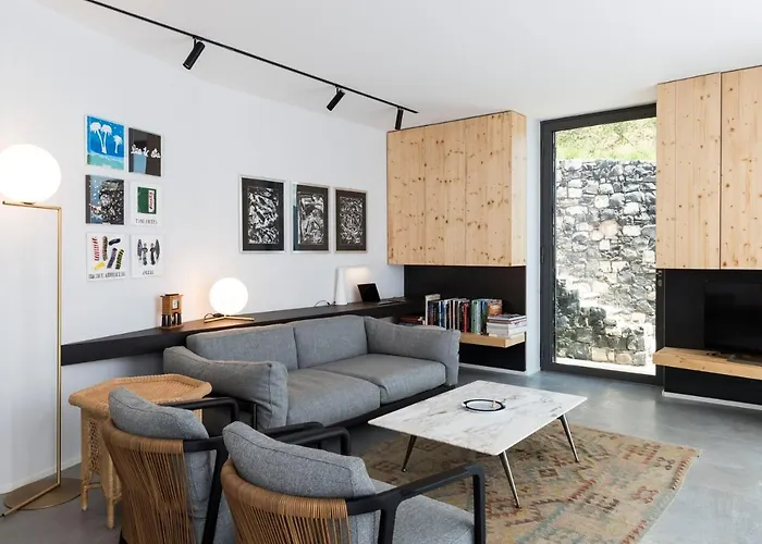 Ca' De Sass Near Argegno Вилла