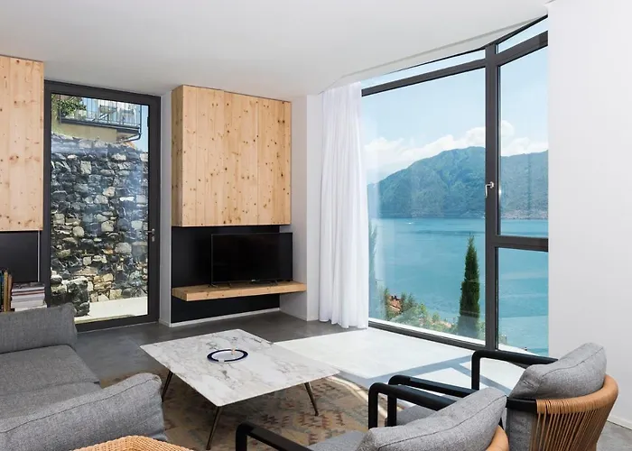 Вилла Ca' De Sass Near Argegno *