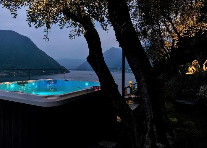 Ca' De Sass Near Argegno Вилла