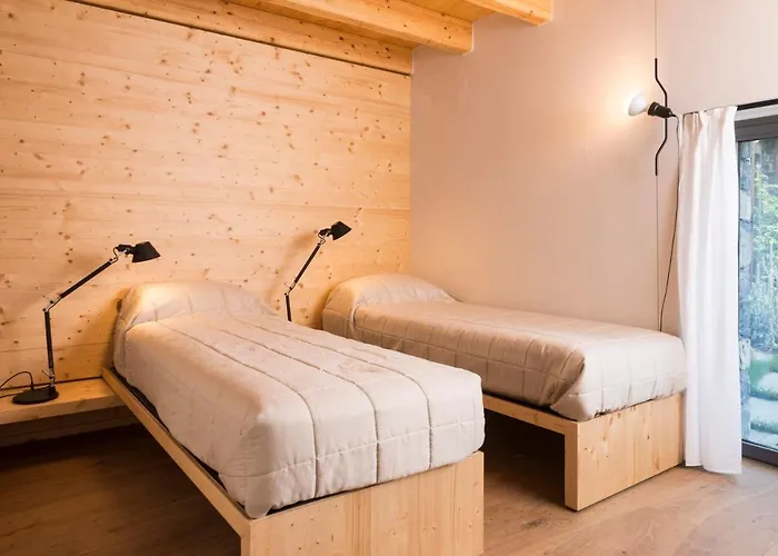 Ca' De Sass Near Argegno *