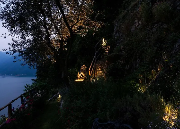 Вилла Ca' De Sass Near Argegno Colonno